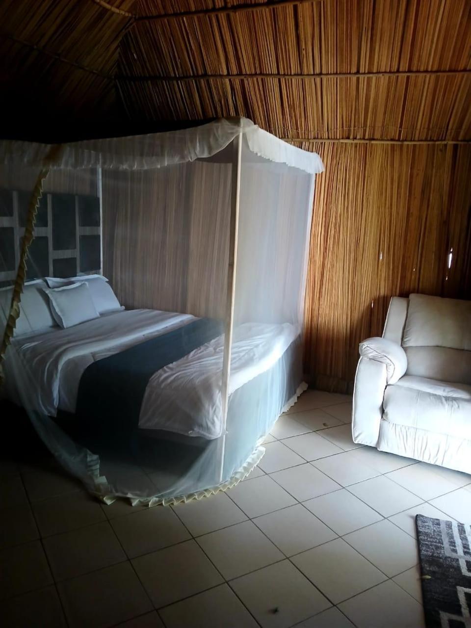 Ches Bay Resort Nangina ภายนอก รูปภาพ